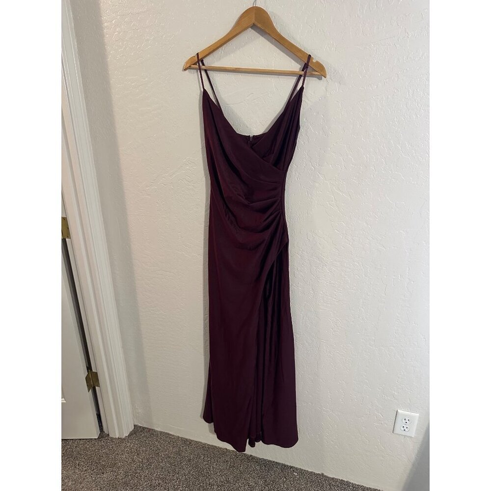 Y La Scala 90’s Burgundy Moody V Neck Spaghetti Strap Ruched Long Evening Gown - Picture 3 of 16